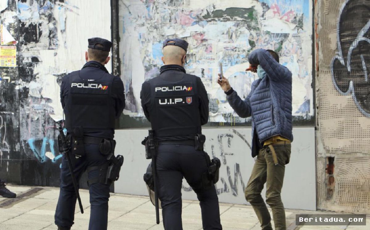 Polisi Spanyol Bongkar Jaringan Penyekapan Usai Korban Melompati Tembok Tinggi