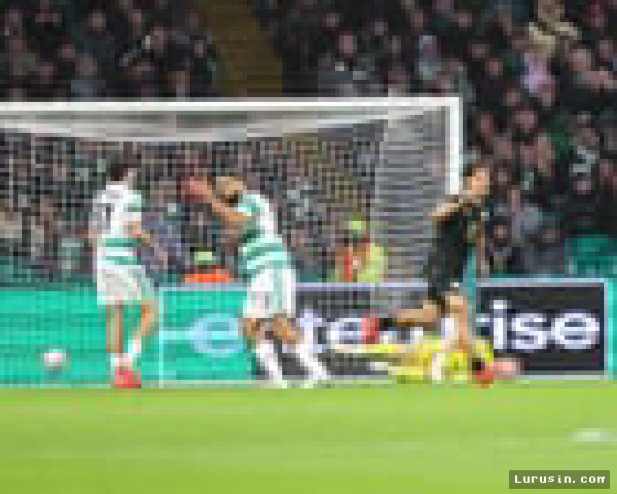 Glasgow — Celtic Terpuruk Usai Dipermalukan Ferencvaros 1-3
