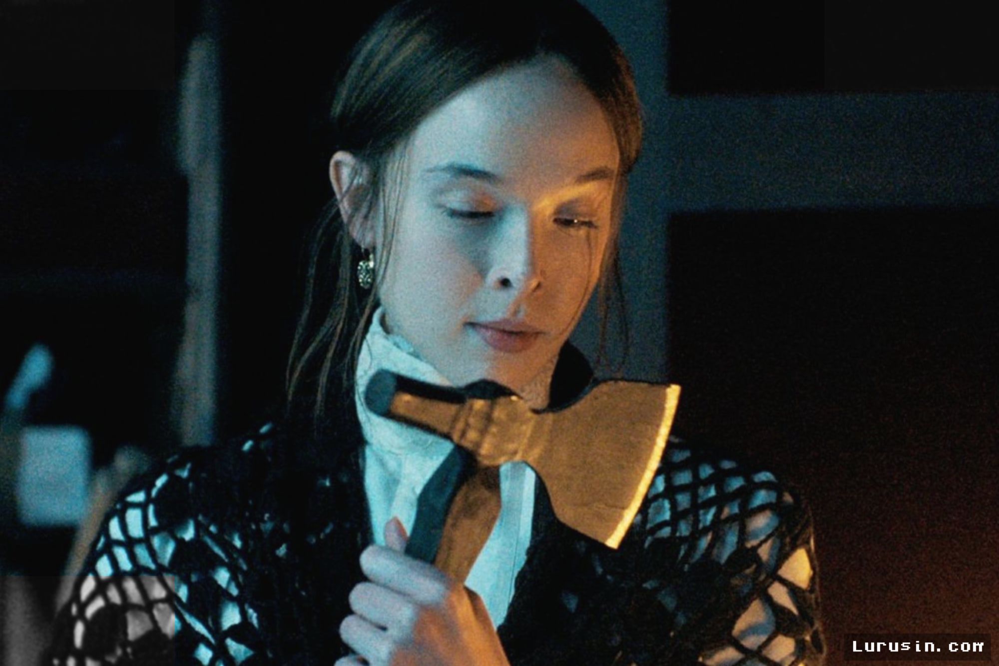 Netflix Rilis Serial Investigasi Pembantaian Kapak Legendaris Lizzie Borden