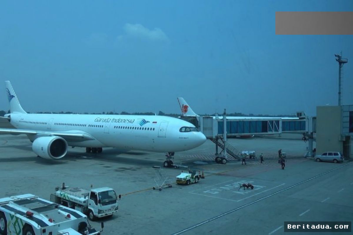 PALEMBANG — Kabut Asap Karhutla Lumpuhkan Pendaratan Pesawat di Bandara SMB II