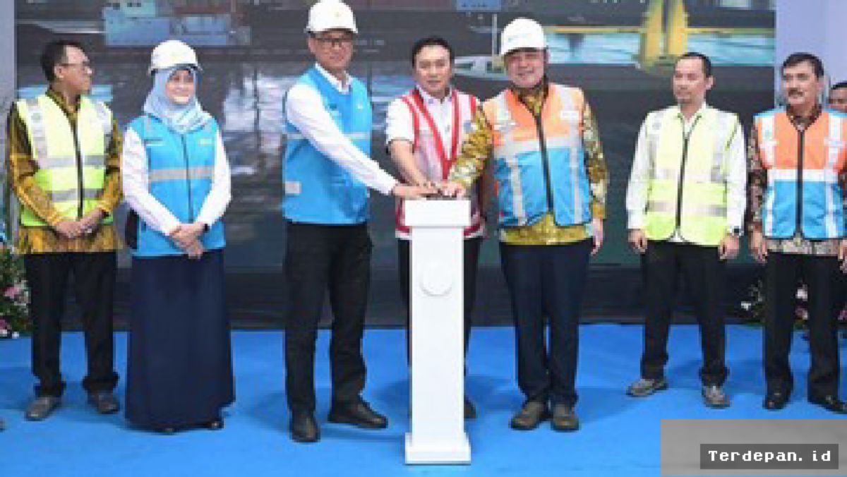 PLN dan Pelindo Resmikan Fasilitas Listrik Kapal di Tanjung Priok