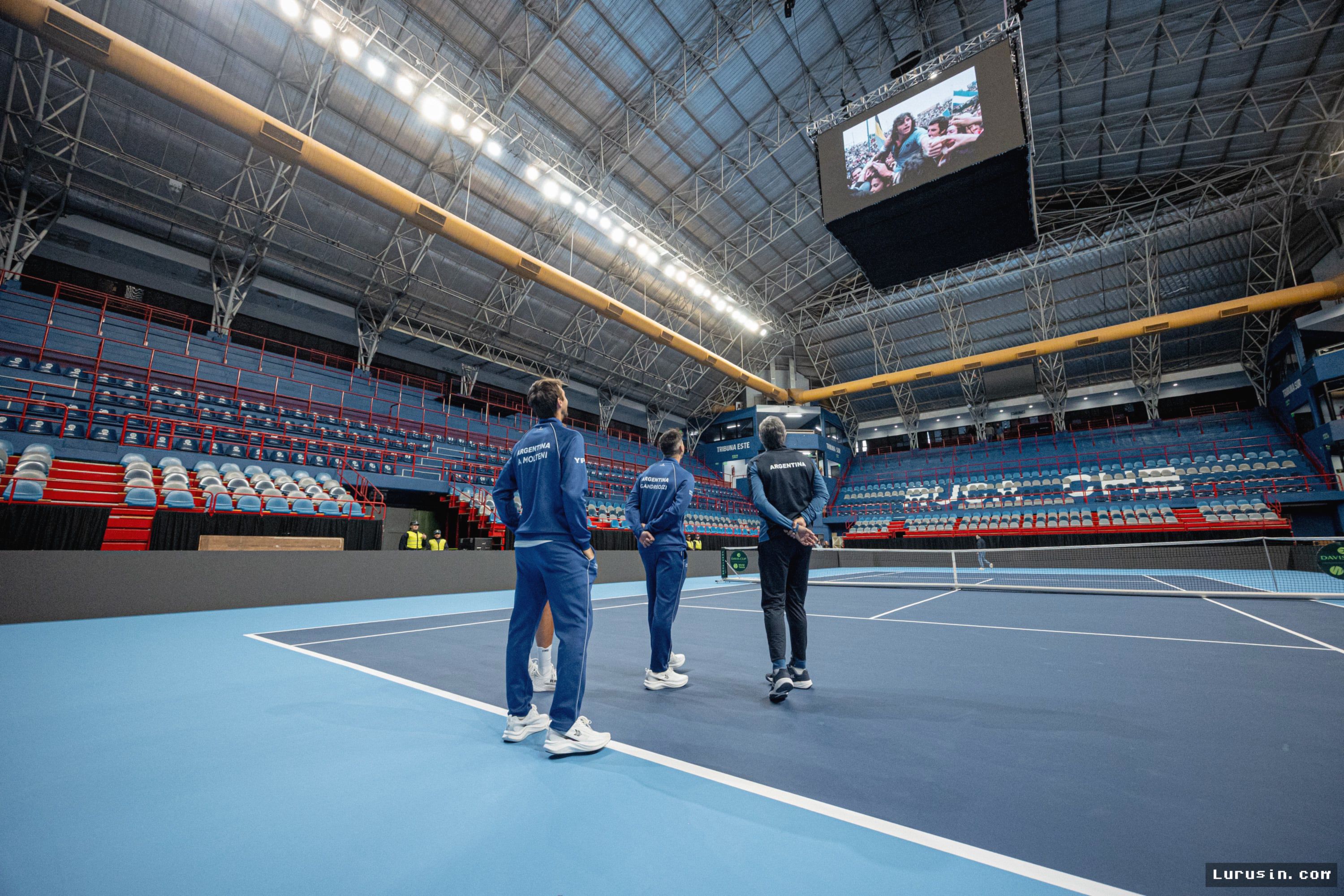 Argentina Datangkan Lapangan Tenis 20 Ton dari Spanyol Demi Piala Davis