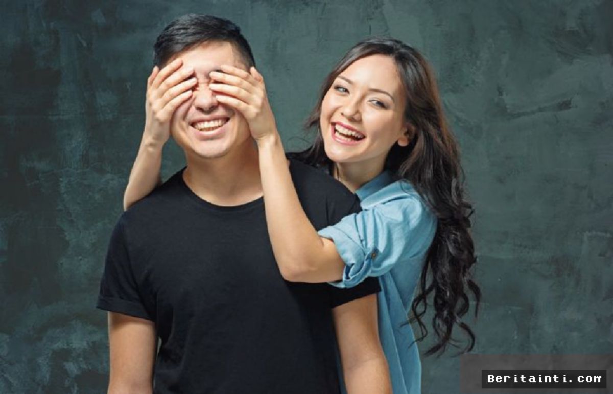 JAKARTA — Enam Zodiak Ini Dinilai Paling Loyal Dalam Hubungan