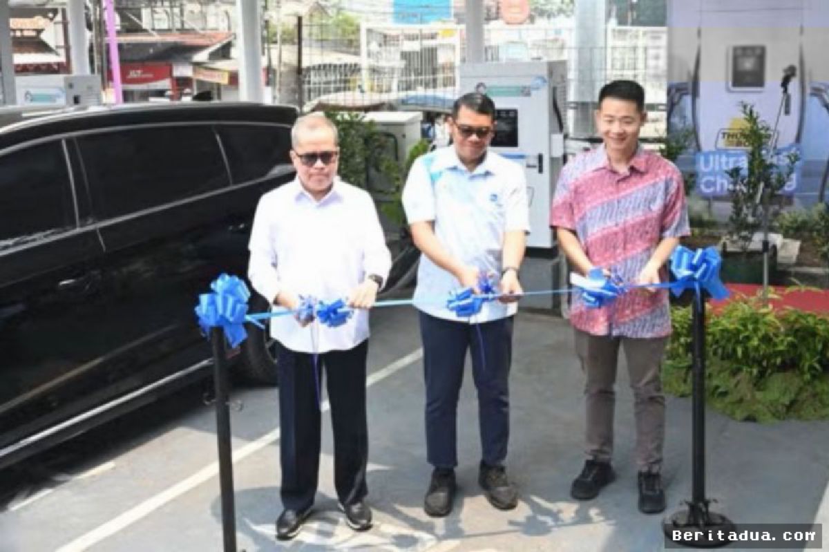 BOGOR — IPB University dan PLN Resmi Operasikan SPKLU Kampus