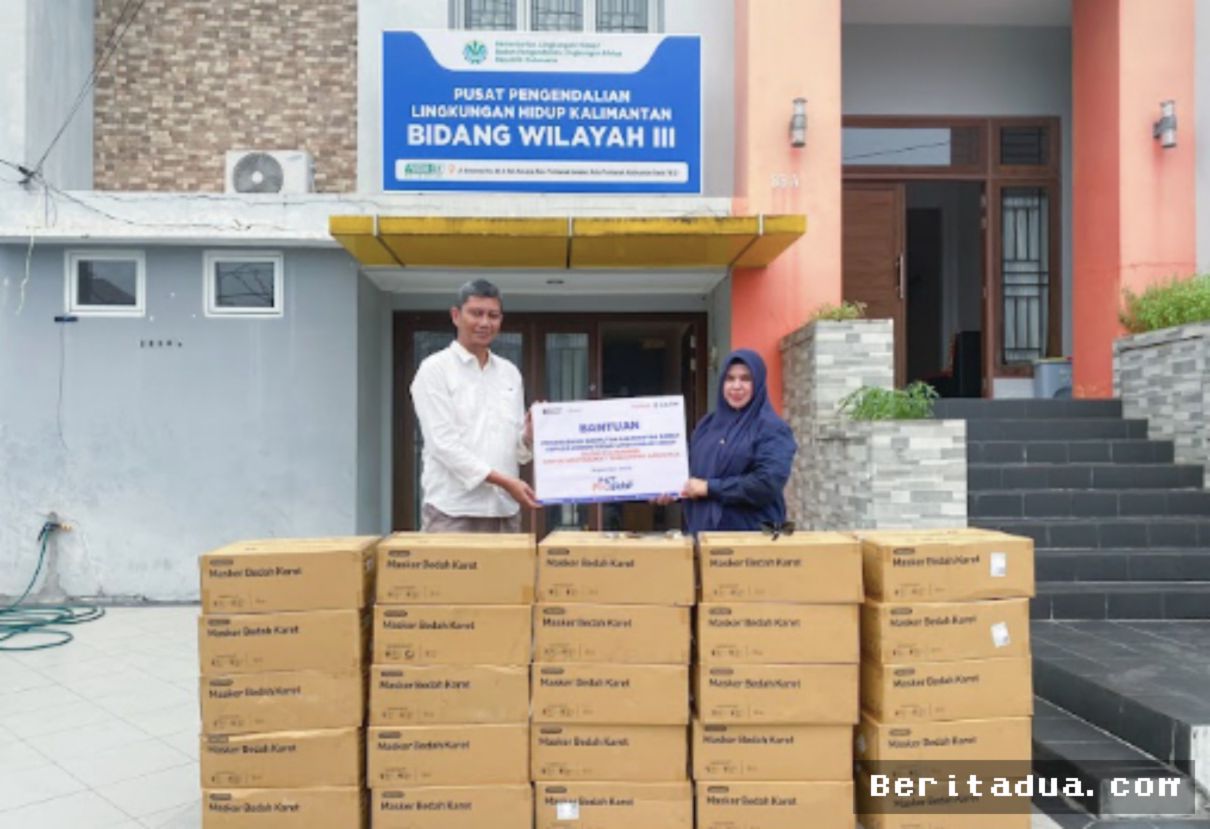 Pupuk Kaltim Gandeng KLH Salurkan 76.400 Masker Bencana Karhutla