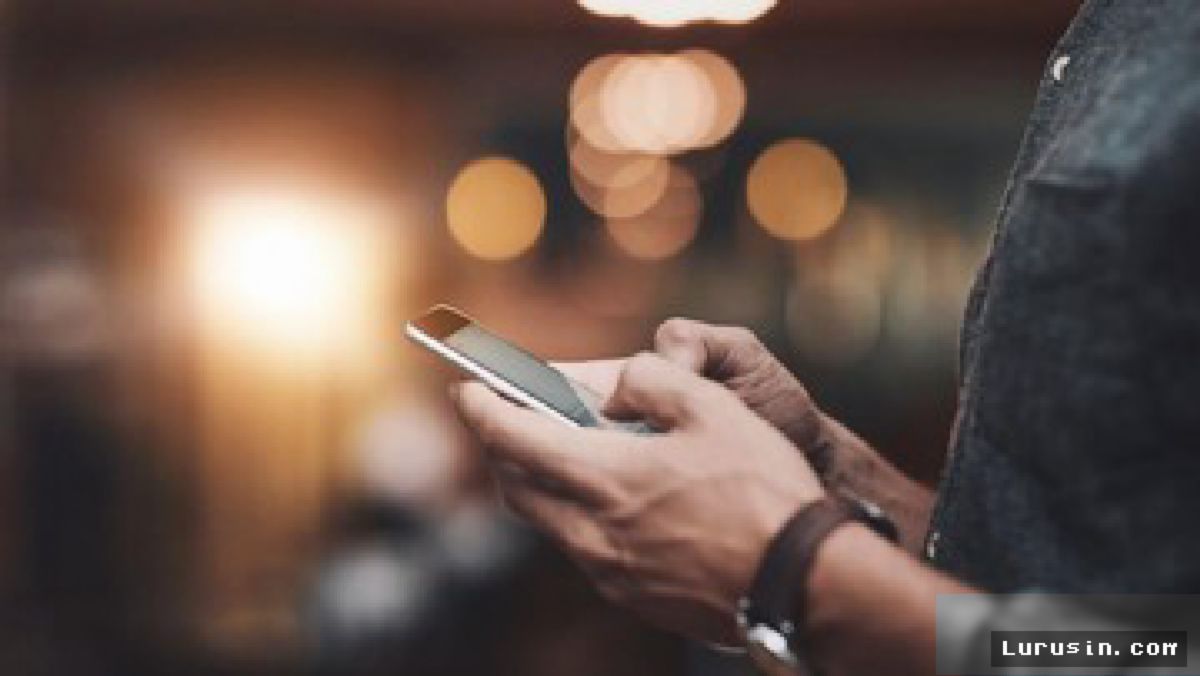 JAKARTA — Warga Diminta Waspada Penyalahgunaan NIK pada Kartu SIM