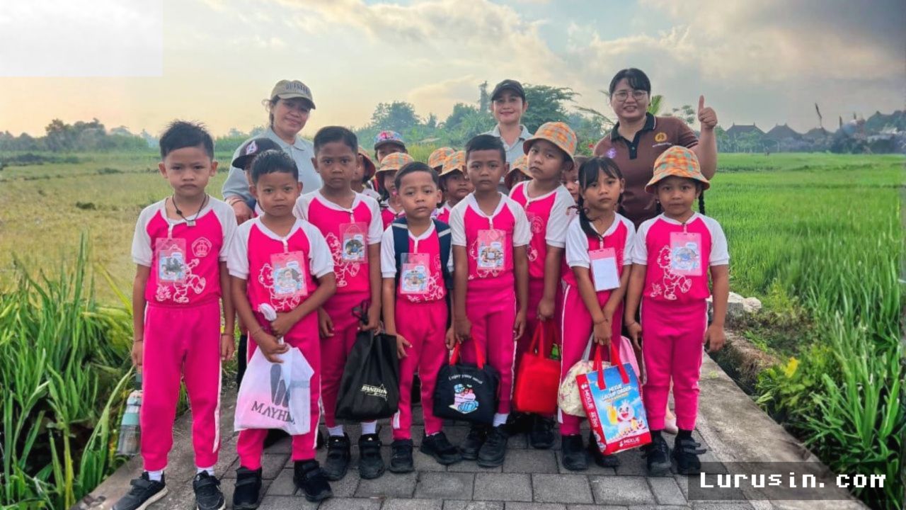 SDN 3 Singapadu Tengah Ubah Orientasi Siswa dengan Belajar di Alam