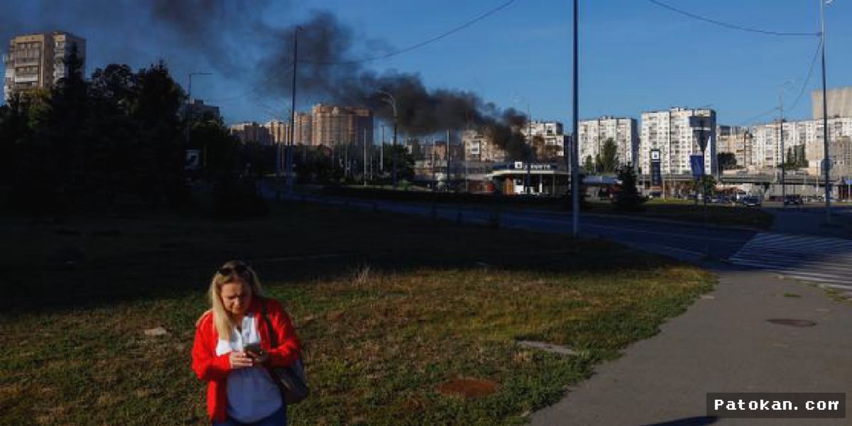 UKRAINA — Serangan Balik Donetsk Meletus Saat Jalur Kereta Digempur