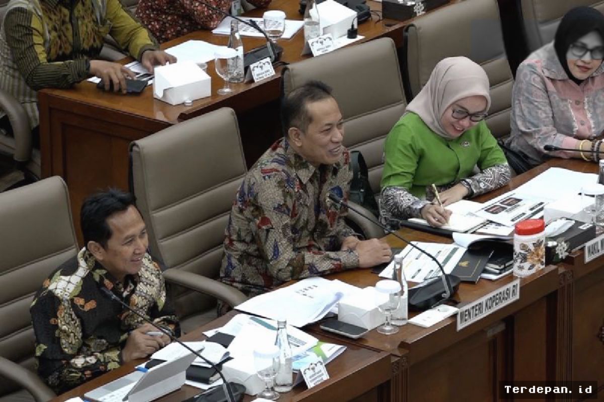 Menkop Ferry Juliantono Siapkan Penempatan Manajer KDKMP Mulai Pekan Depan
