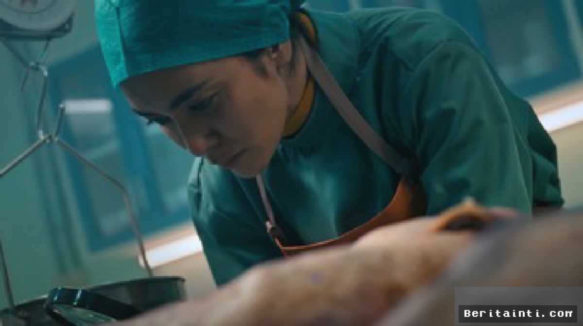 Film Autopsy Angkat Kisah Realistis Dokter Forensik Sumy Hastry