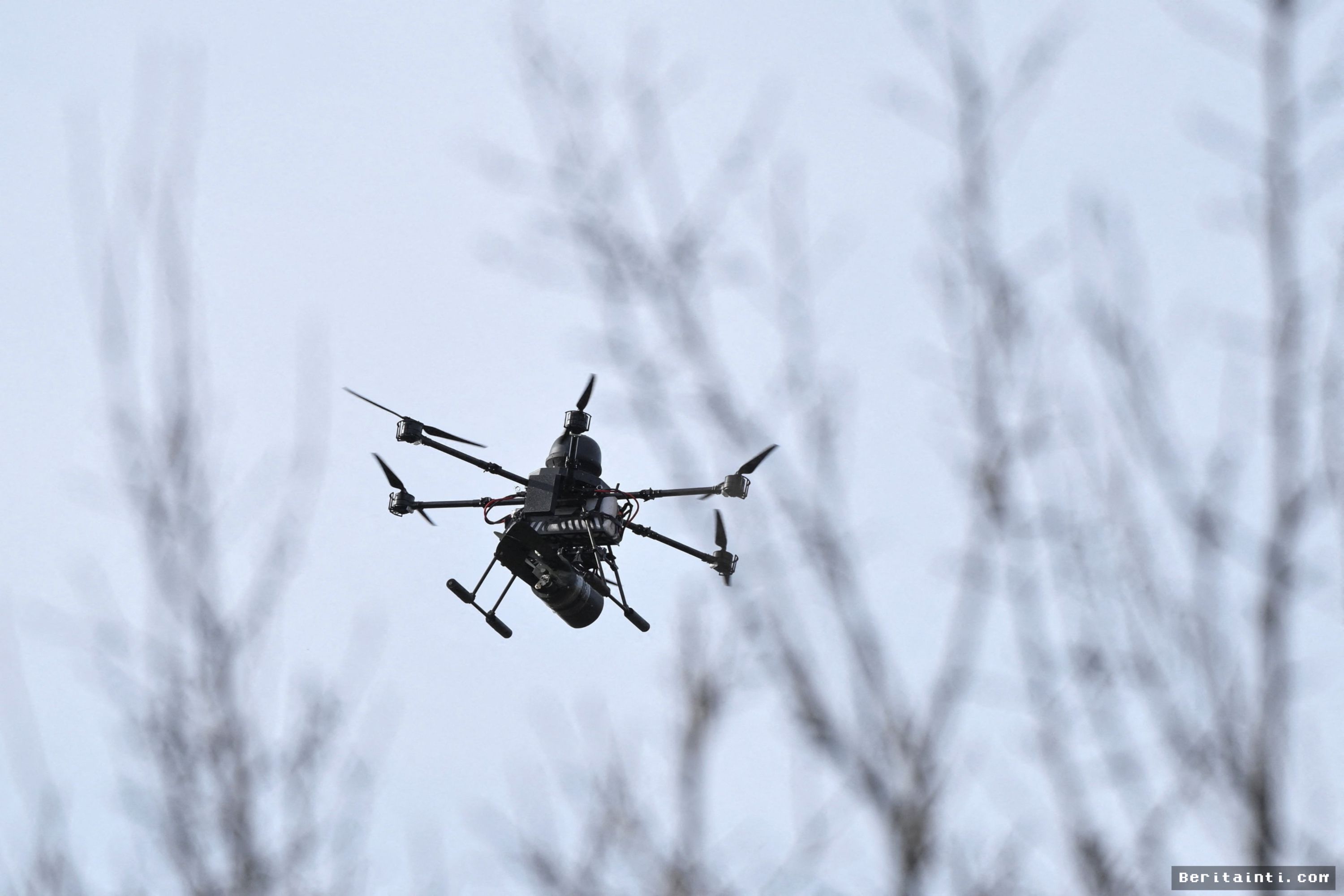 Rusia Klaim Rontokkan 777 Drone Ukraina dalam Serangan Semalam