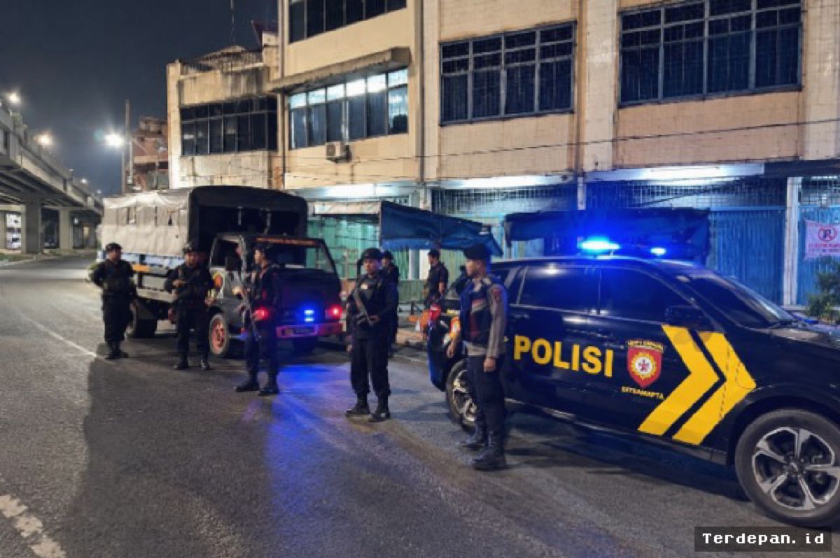 Brimob dan Polrestabes Medan Tingkatkan Patroli Malam Antisipasi Begal