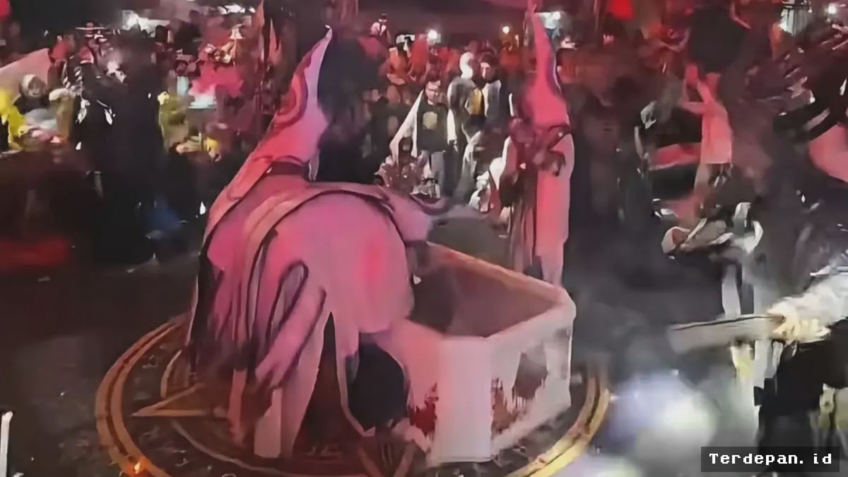 PEKALONGAN — MUI Tegur Keras Karnaval Maulid Berunsur Ritual Satanic