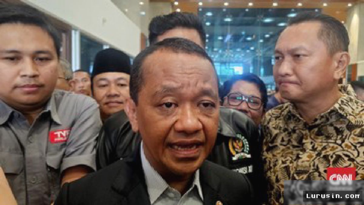 Bahlil Tuding Oknum Spekulan Picu Antrean BBM di Sulawesi Selatan