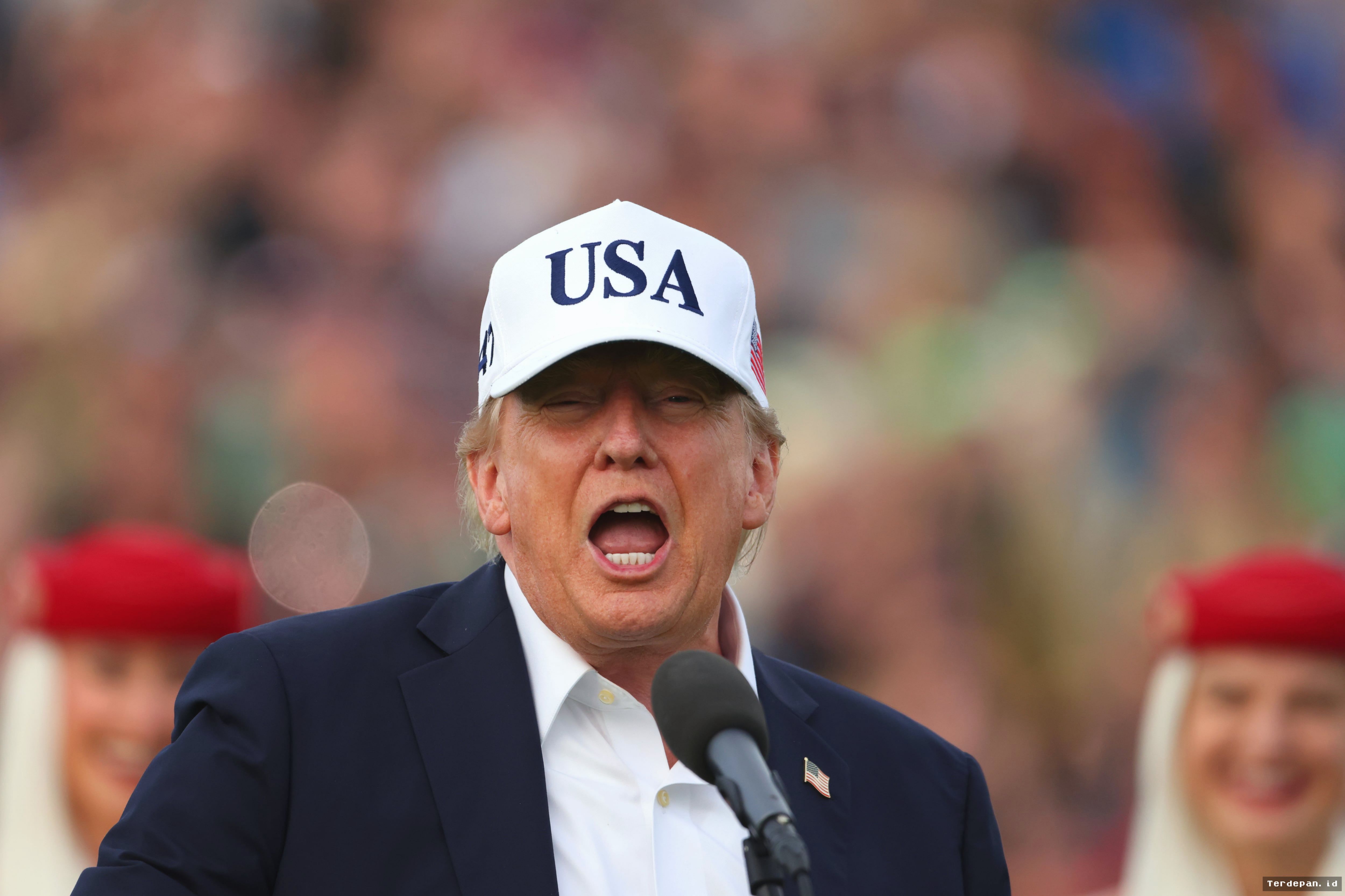 Mahkamah Agung AS Tolak Permintaan Trump Batasi Pemungutan Suara Pos