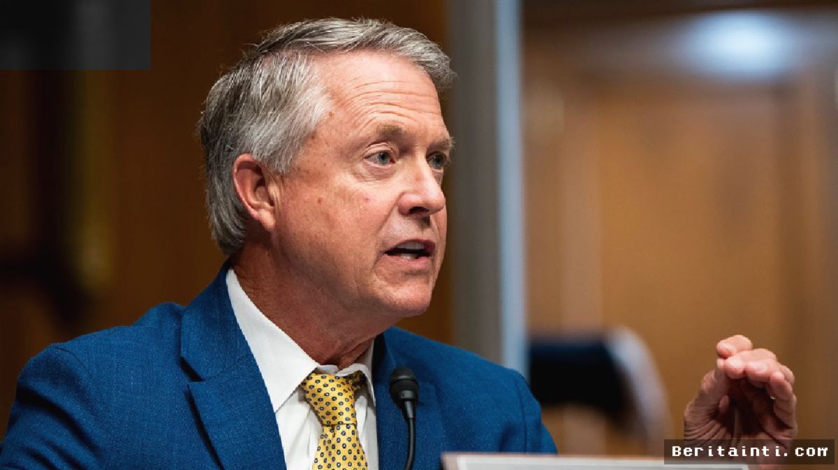 KANSAS — Eks Gubernur Republican Dukung Calon Demokrat di Pilsenat
