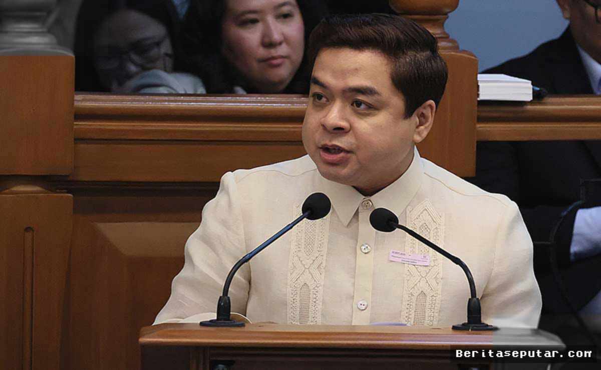 Manila — Terry Ridon Sampaikan Klarifikasi Soal Pemakzulan Sara Duterte