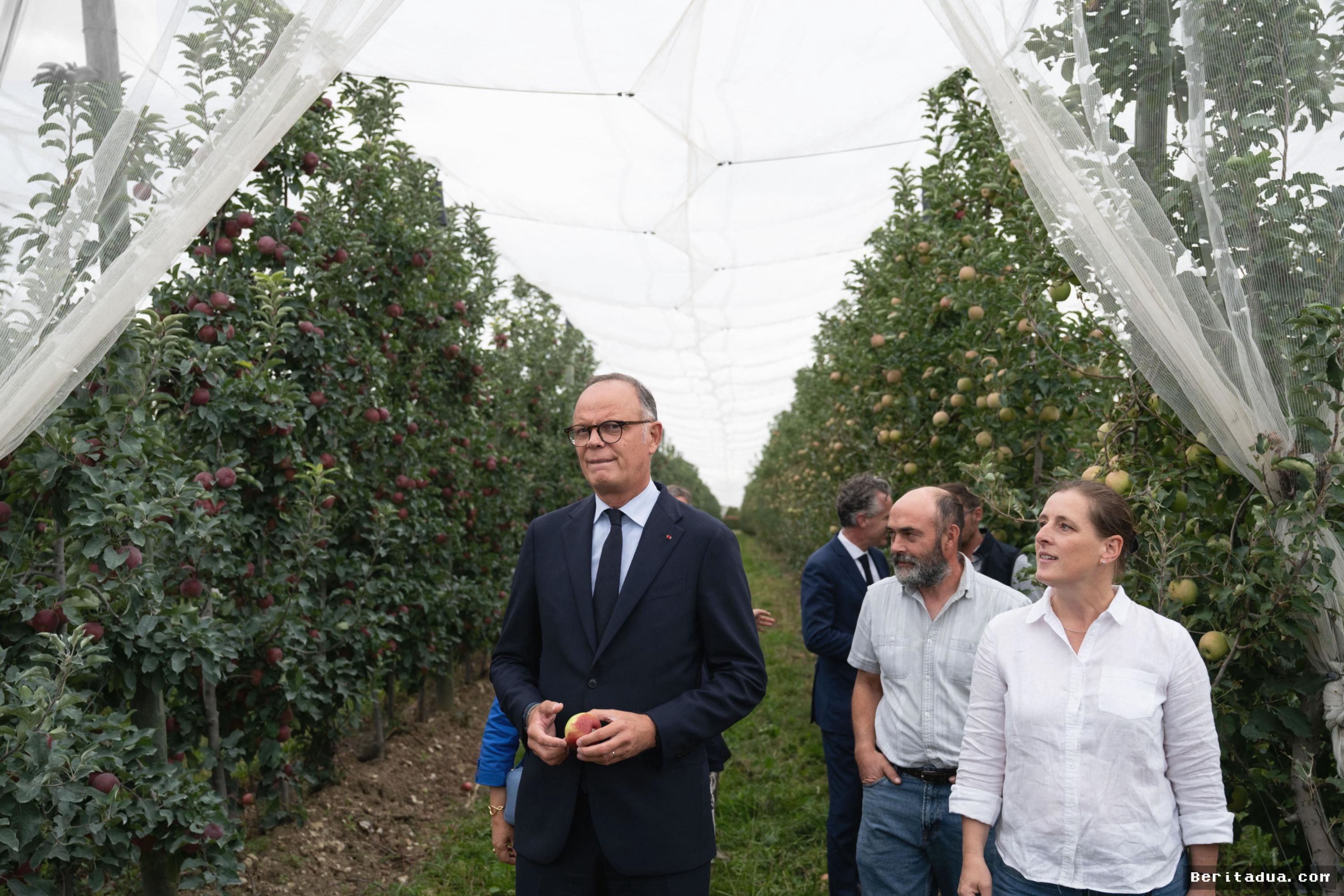 PRANCIS — Edouard Philippe Usul Strategi Ekologi Berbasis Keamanan Nasional