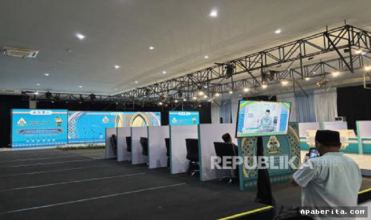 Semarang — Achmad Zainuddin Menginspirasi Lewat Lantunan Alquran di MTQ