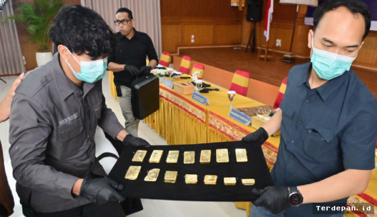 Bali — Bea Cukai Gagalkan Penyelundupan 10,4 Kilogram Emas Batangan