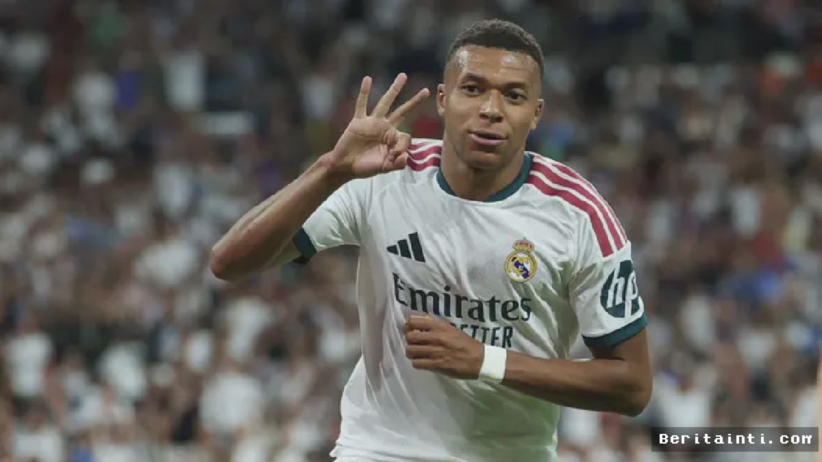 MADRID — Kylian Mbappe Cetak Hattrick Perdana Saat Real Madrid Cukur Real Sociedad