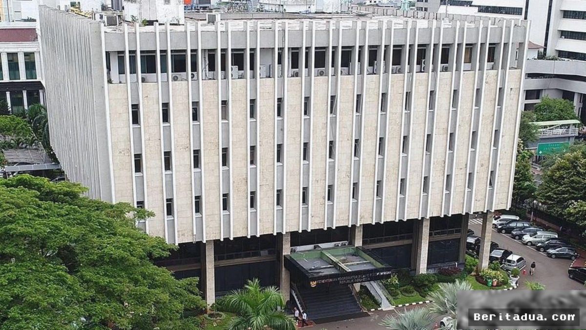 JAKARTA — Mantan Menkeu Menangis Saat Lepas Jabatan Usai Reshuffle