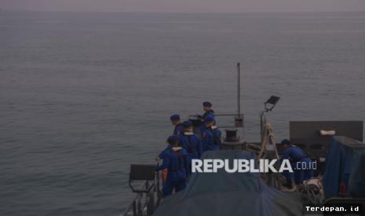 PANDEGLANG — Basarnas Kerahkan 570 Personel Cari KM Arupadatu I
