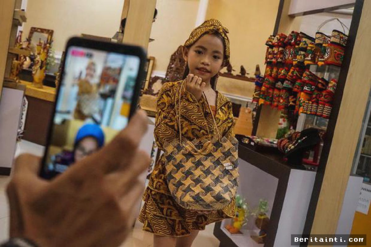 JAKARTA — Tren Gawai Serbaguna Meningkat Saat Harga Perangkat Melonjak