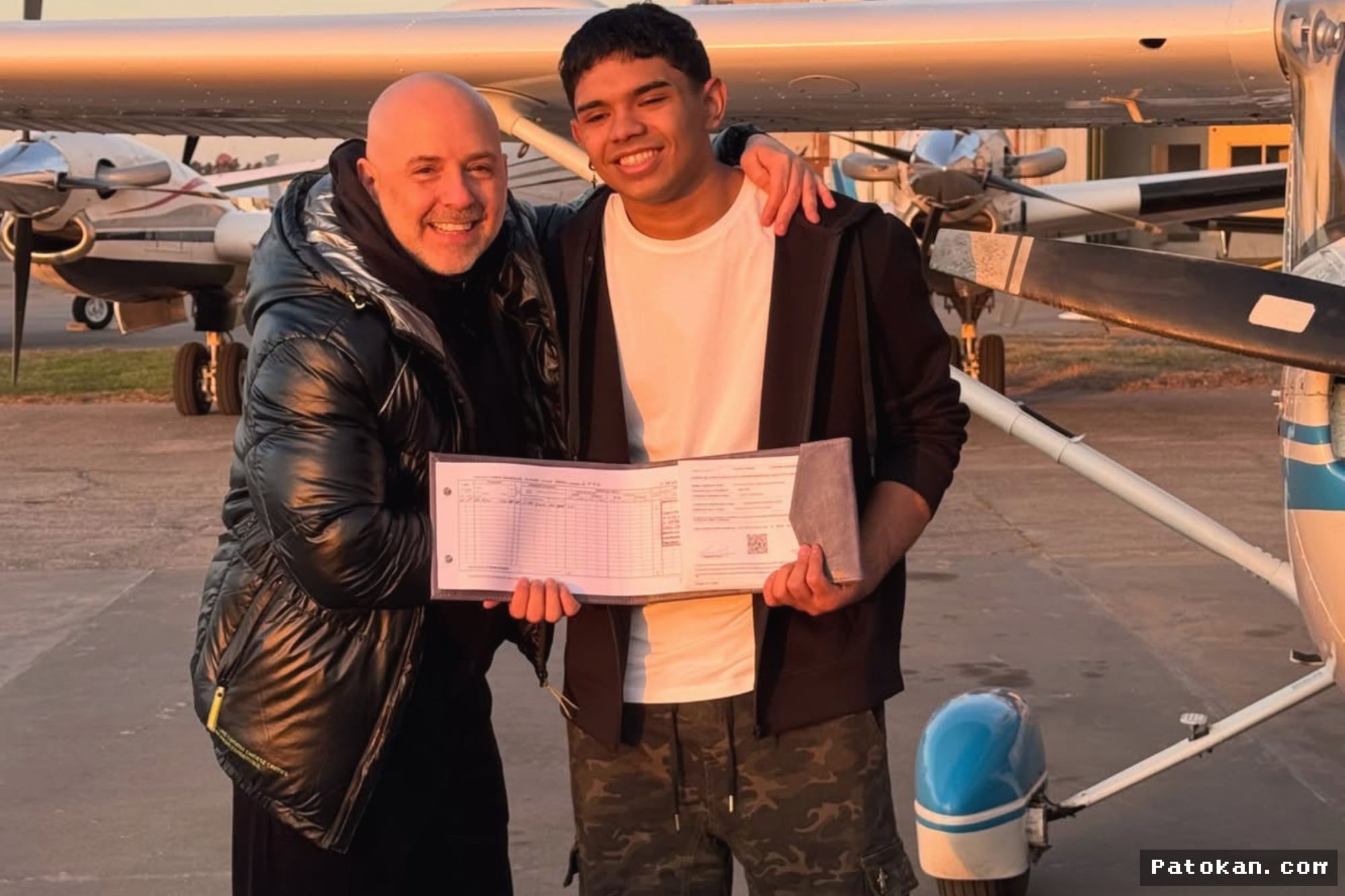 BUENOS AIRES — Putra Aktor José María Muscari Raih Lisensi Pilot Pribadi