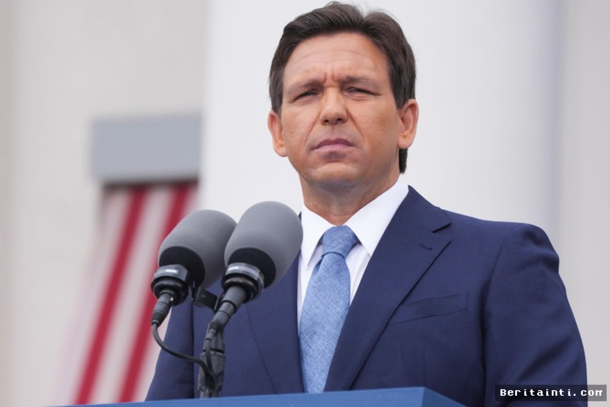 FLORIDA — Imigran Tanpa Dokumen Dilarang Masuk Universitas Publik Mulai 2027