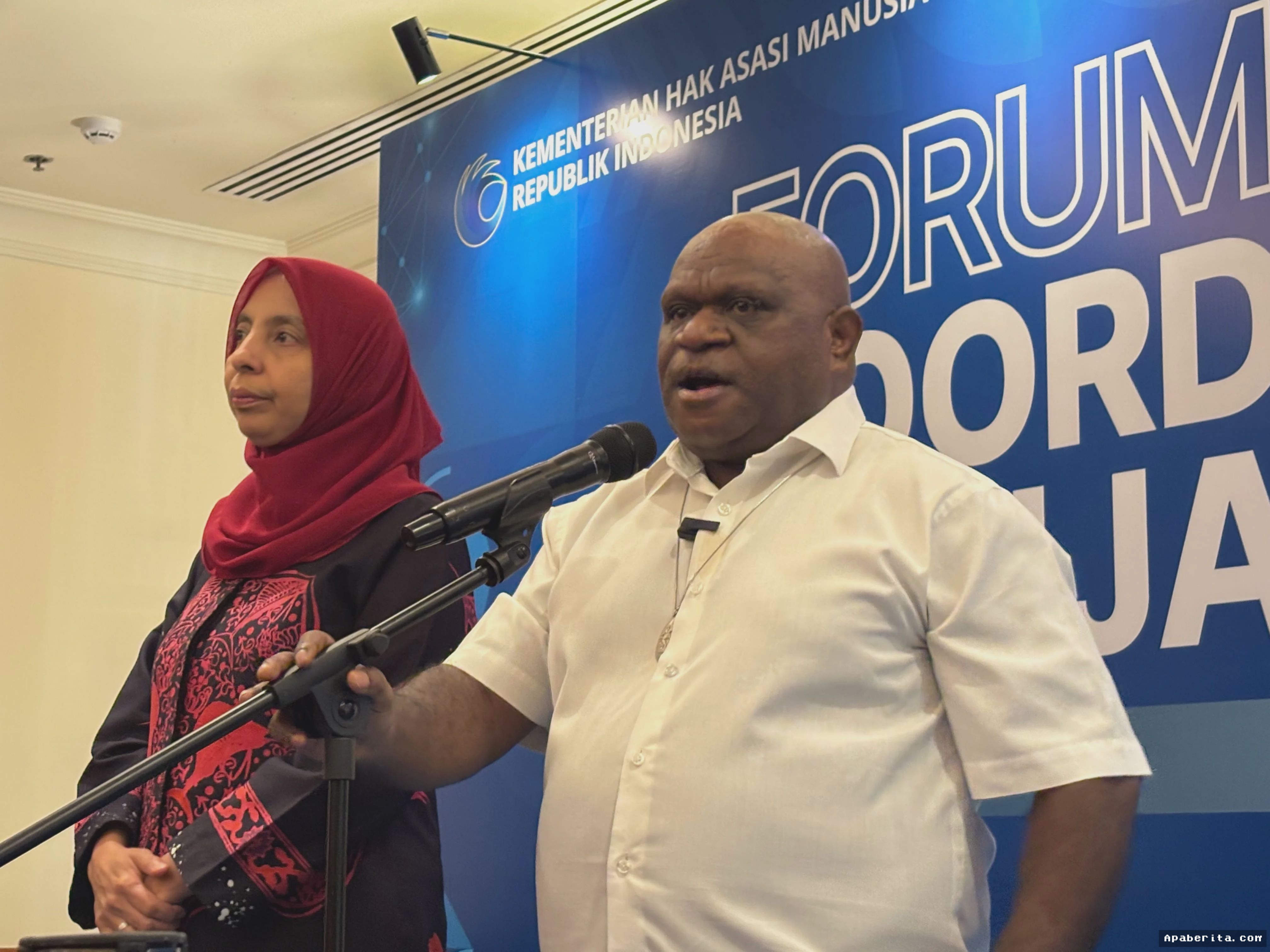 Natalius Pigai Sebut Pemekaran Papua Belum Berhasil Redam Aksi OPM