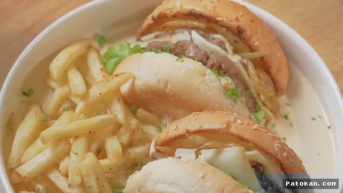 JAKARTA — Burger Homemade Garlic Parmesan Jadi Pilihan Populer Menu Cheat Day
