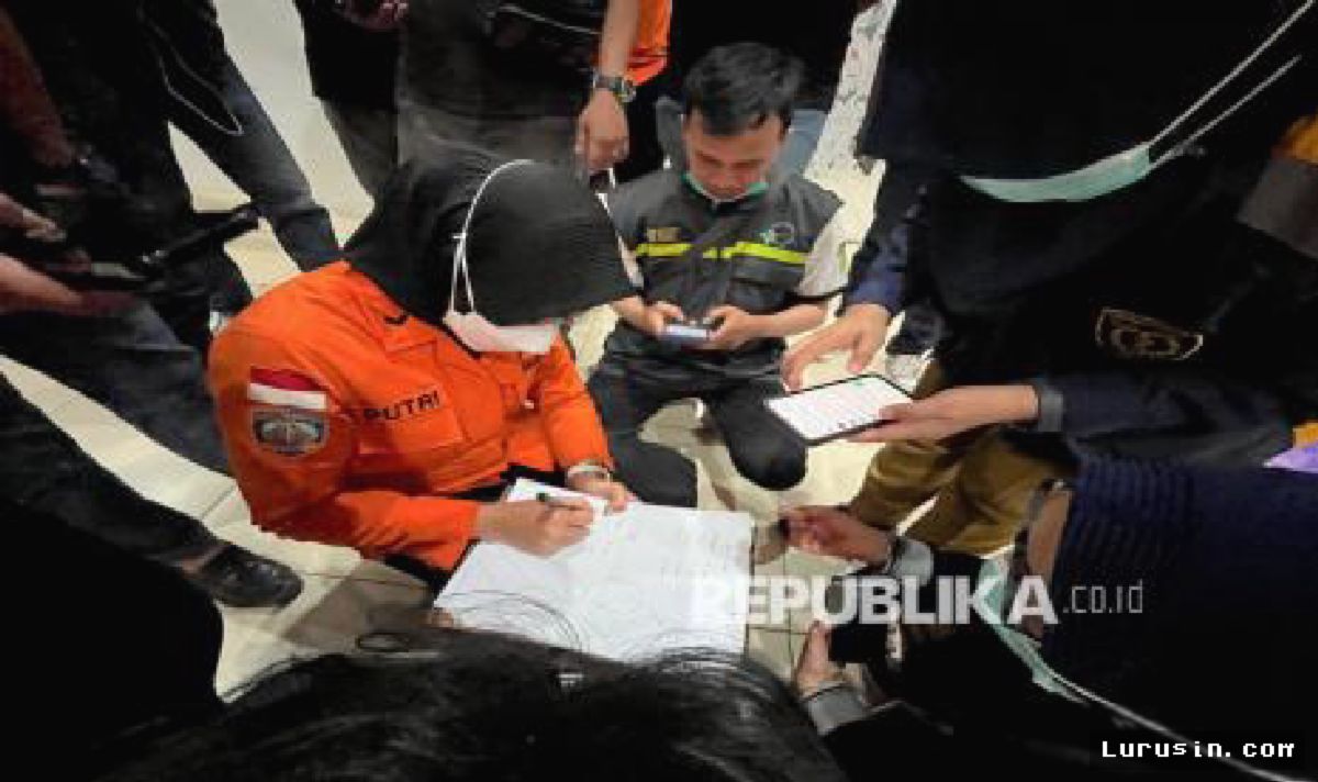 Cirebon — Keluarga Penumpang KM Virgo Transport 8 Menanti Kepastian Korban