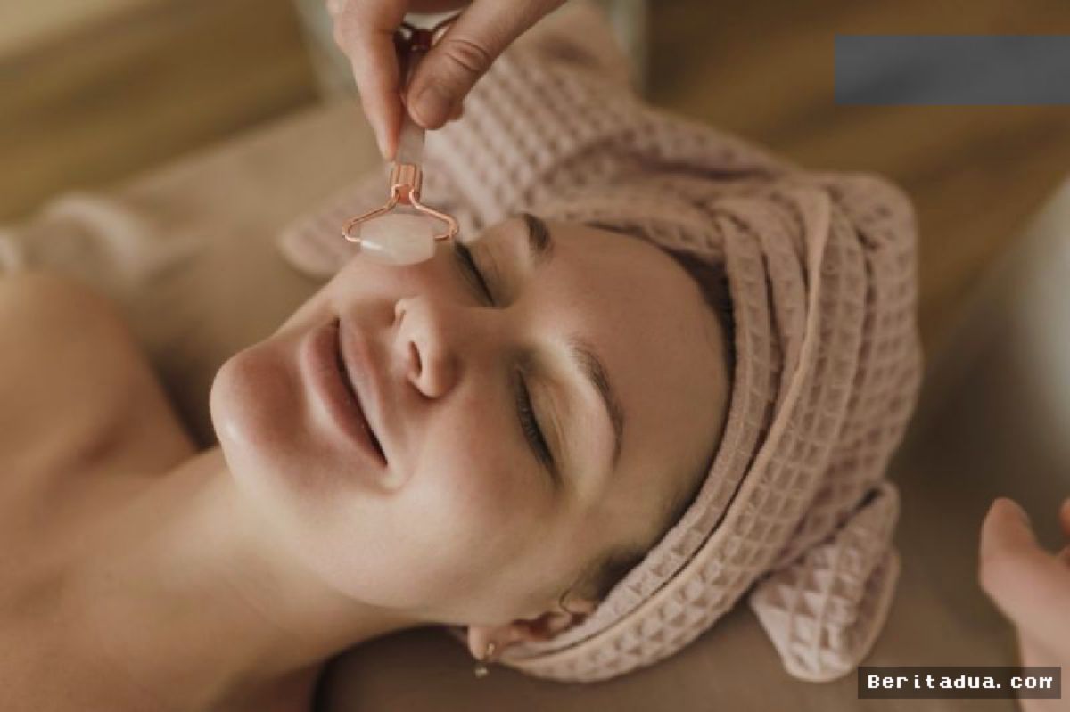 JAKARTA — Pakar Dermatologi Ungkap Kebiasaan Buruk Merusak Skin Barrier