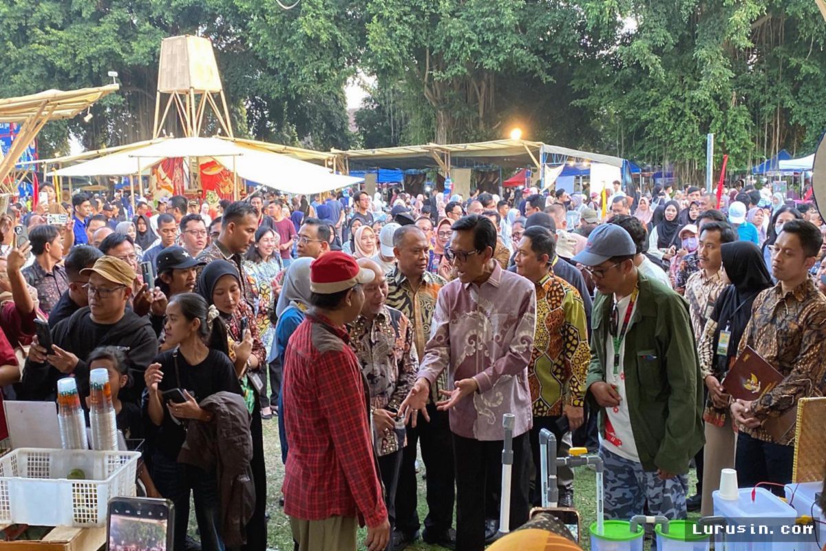 SLEMAN — Sri Sultan HB X Resmi Membuka FKY 2026