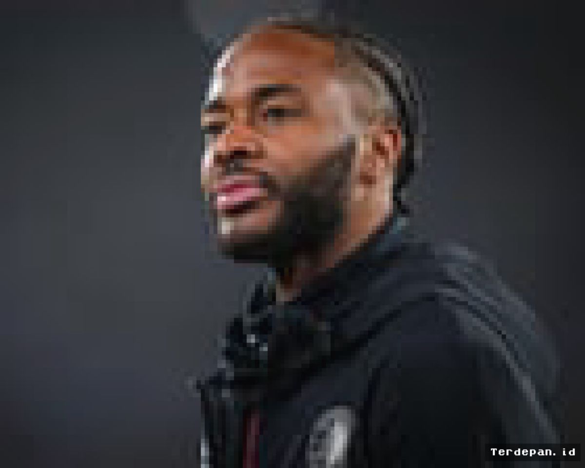Karier Raheem Sterling Ungkap Sisi Kelam Komersialisasi Pesepak Bola Muda