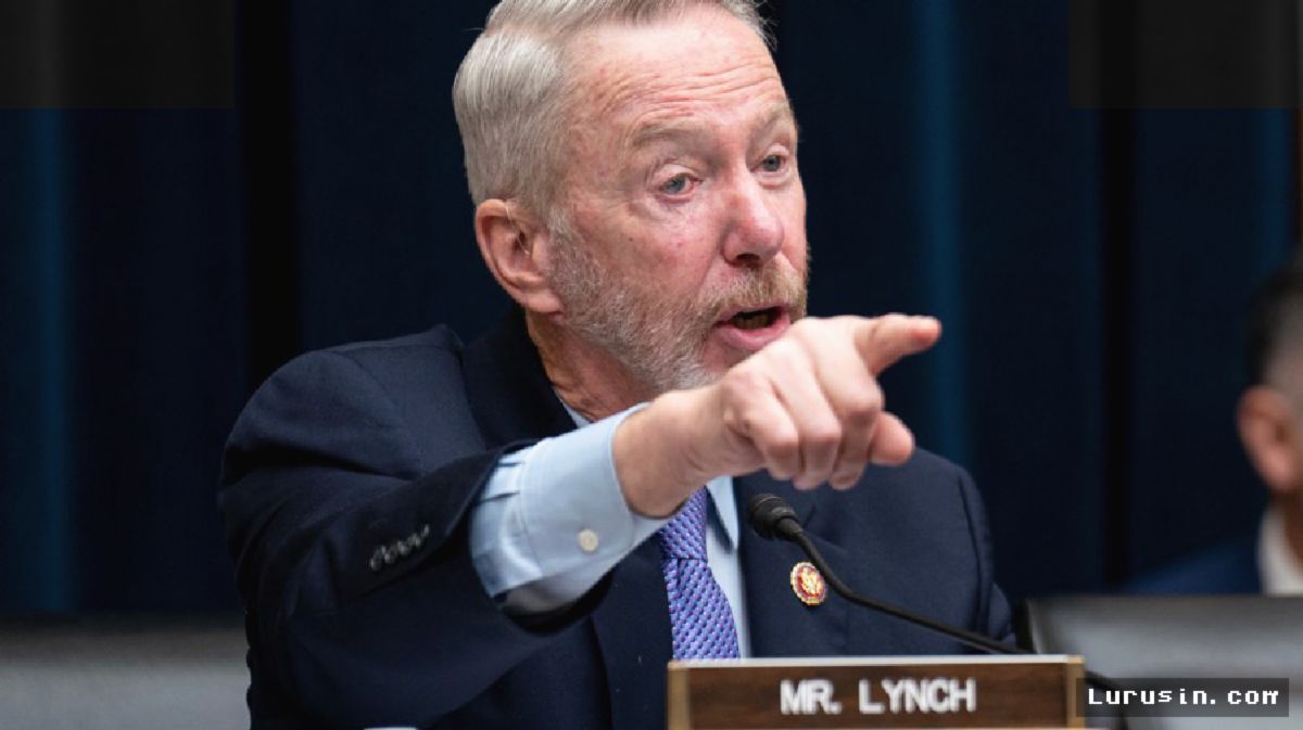 Lynch Desak Bessent Bujuk Trump Terkait Kebijakan Regulasi AI