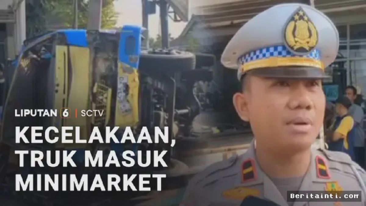 Truk Hantam Minimarket Usai Bertabrakan di Persimpangan Jalan