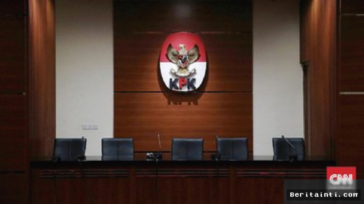 BANYUMAS — KPK Geledah Rumah Pejabat Unsoed dan Sekda Banyumas