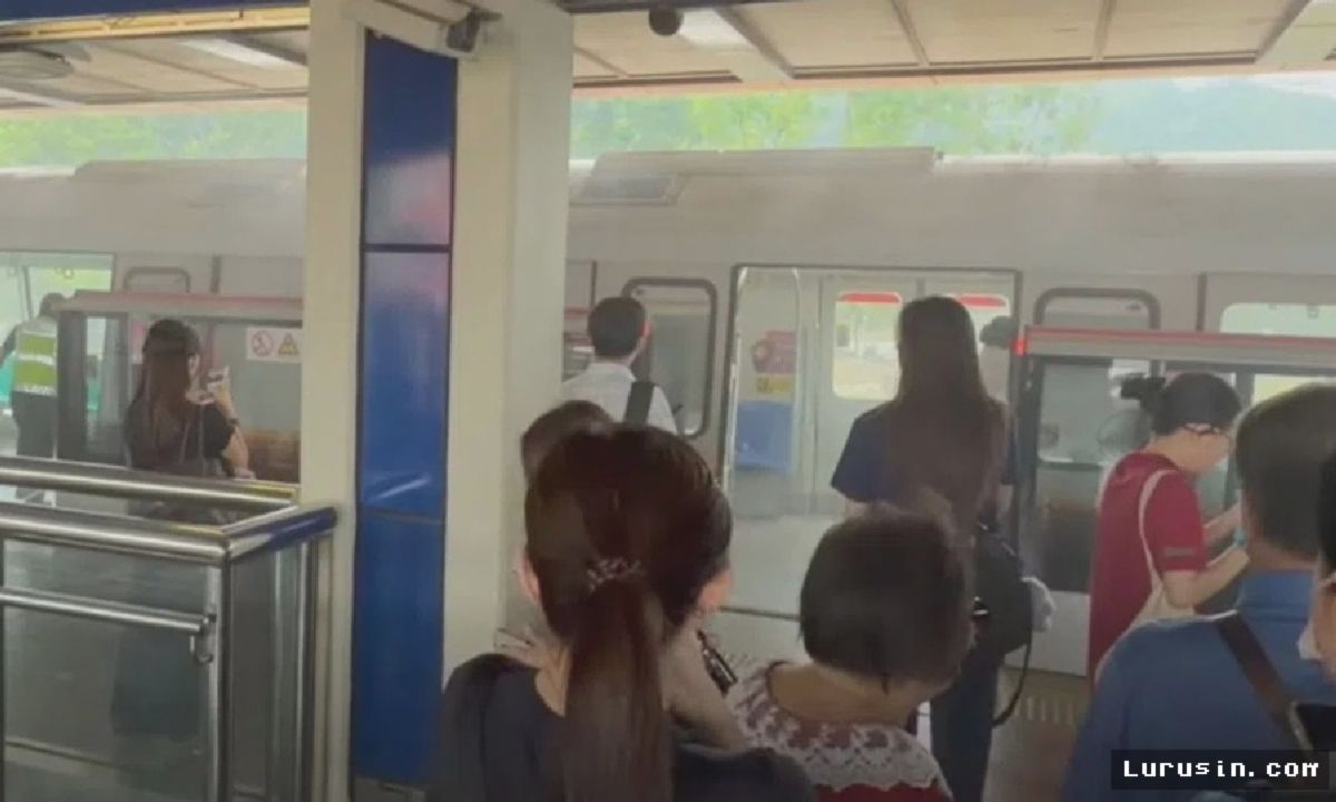 Singapura — Kereta MRT Dievakuasi Akibat Asap Rem Rusak
