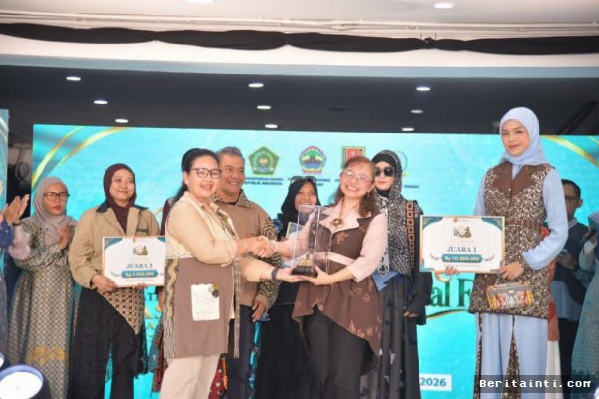 SEMARANG — Agustina Wilujeng Resmi Buka Semarang Halal Fest 2026