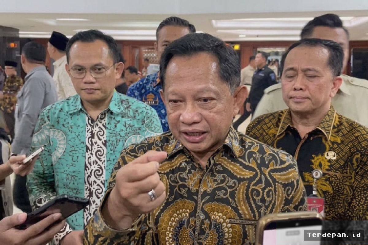 Mendagri Tito Buka Peluang Petugas Damkar dan Satpol PP Jadi PNS