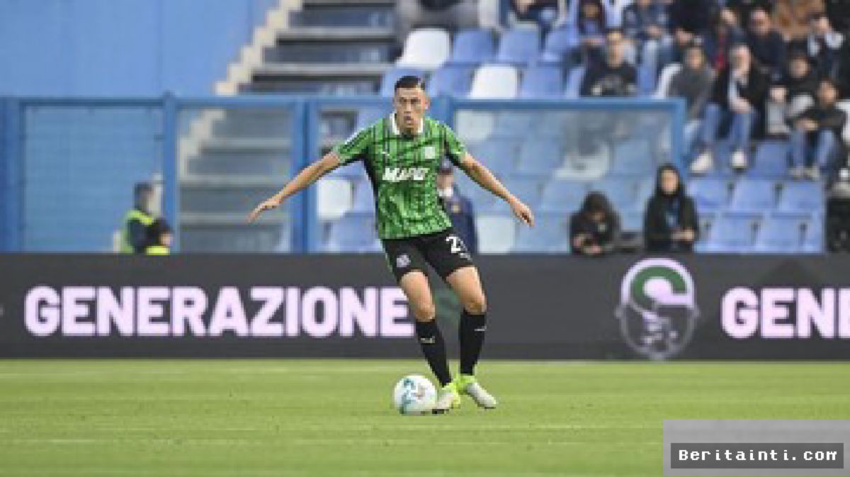 ITALIA — Jay Idzes Berjalan Pincang Pasca Laga Sengit Kontra Juventus
