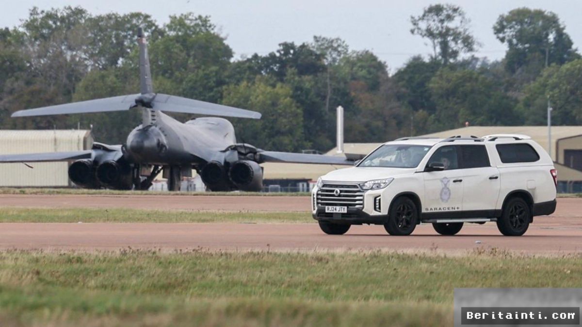 Lima Pria Ditangkap Usai Ancaman Bom RAF Fairford
