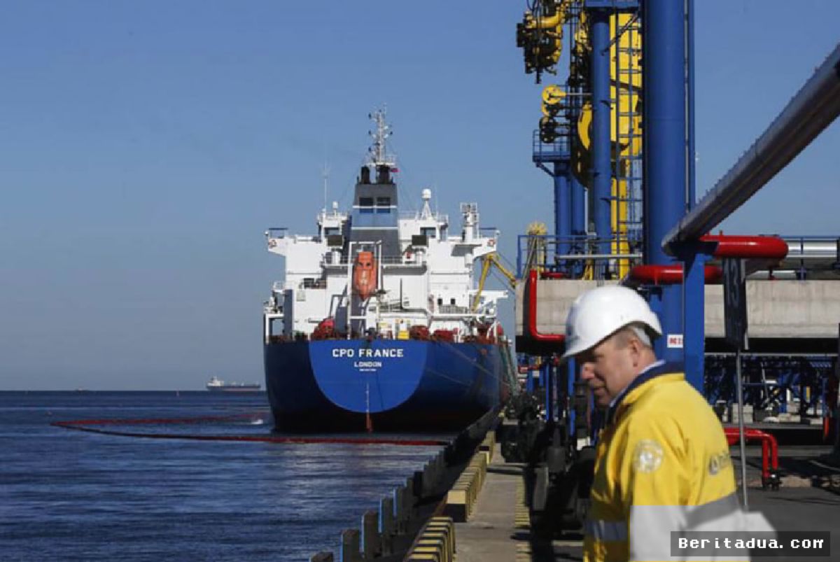 Tarif Sewa Kapal Tanker Global Tembus Rekor Akibat Eskalasi Perang Teluk