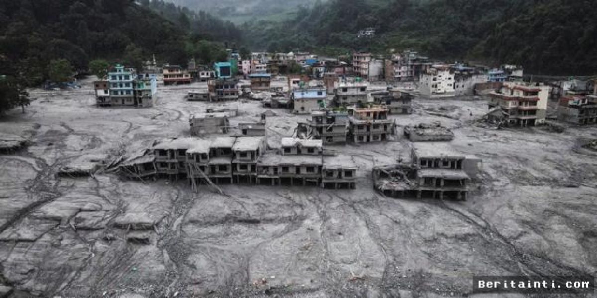 NEPAL — Perubahan Iklim Perparah Longsor Gletsyer Himalaya
