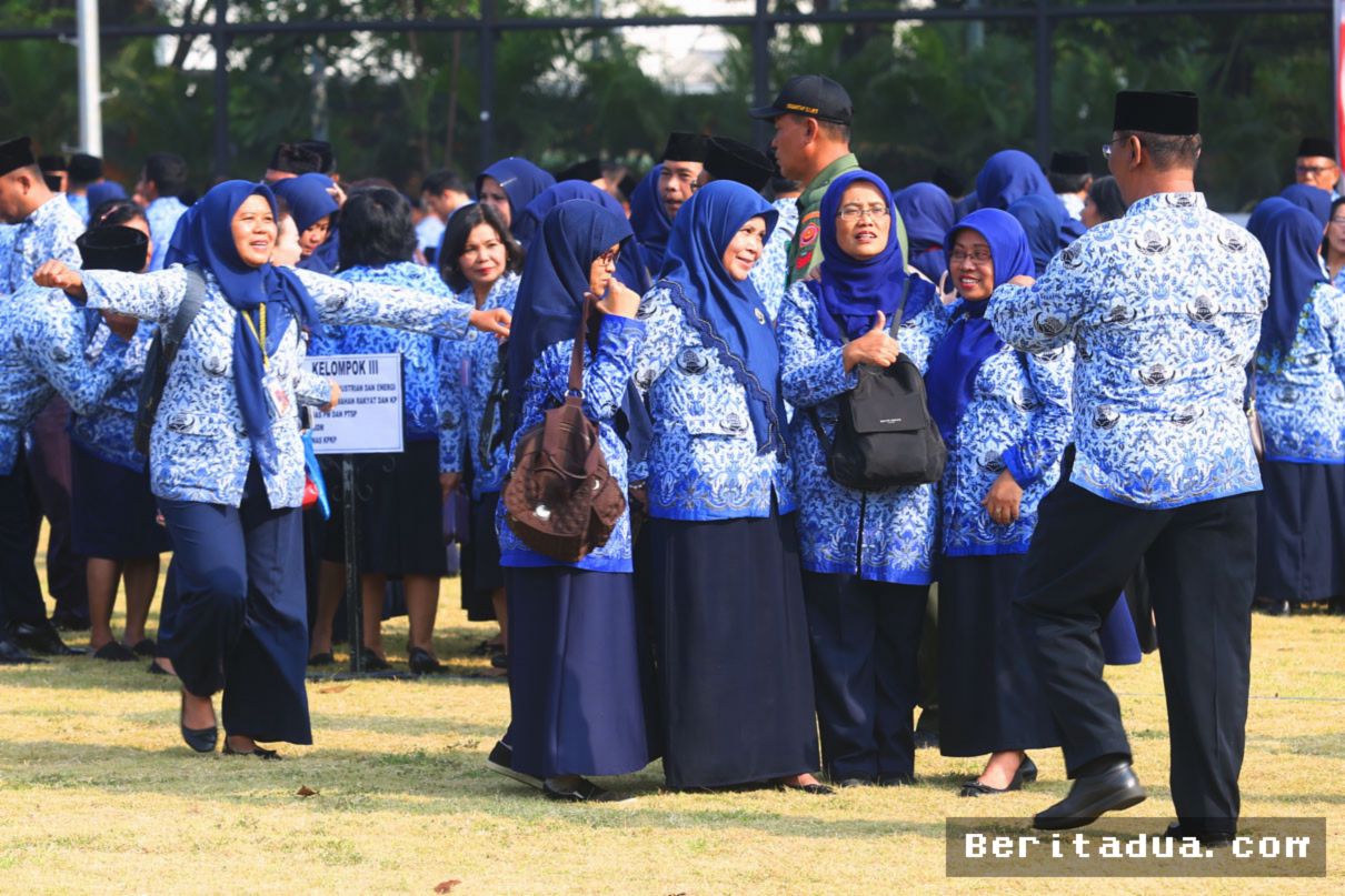 JAMBI — Guru PPPK Berpeluang Jadi PNS Pusat Mulai 2027