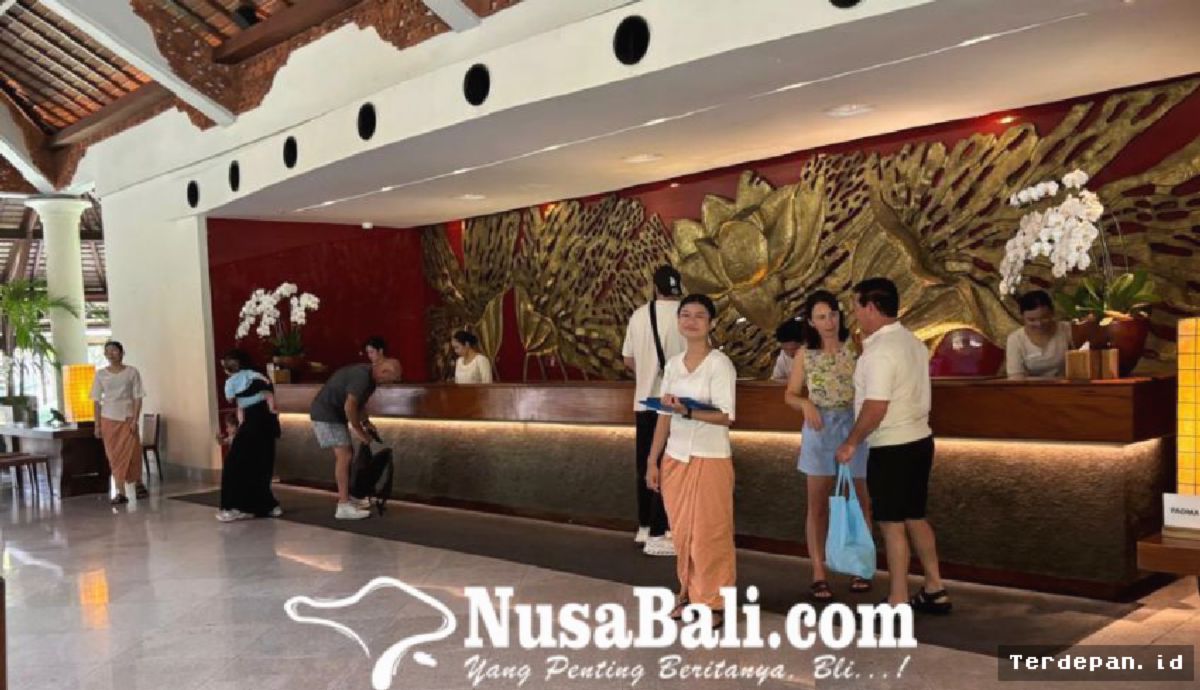 BALI — Pertumbuhan Wisman Melambat, Pangsa Pasar Bali Turun ke 43 Persen