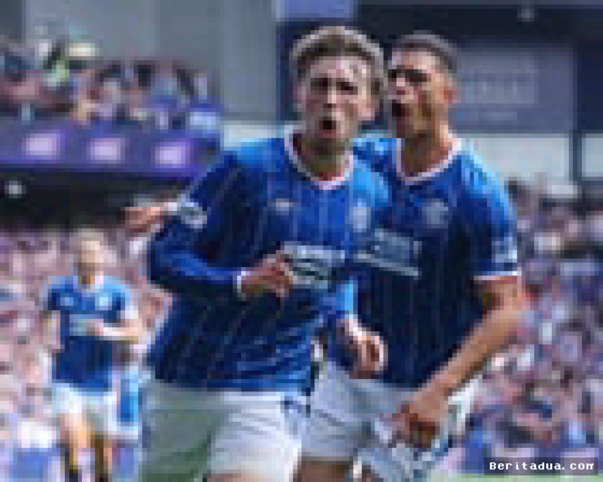 GLASGOW — Rangers Tumbangkan Celtic Tiga Gol Tanpa Balas
