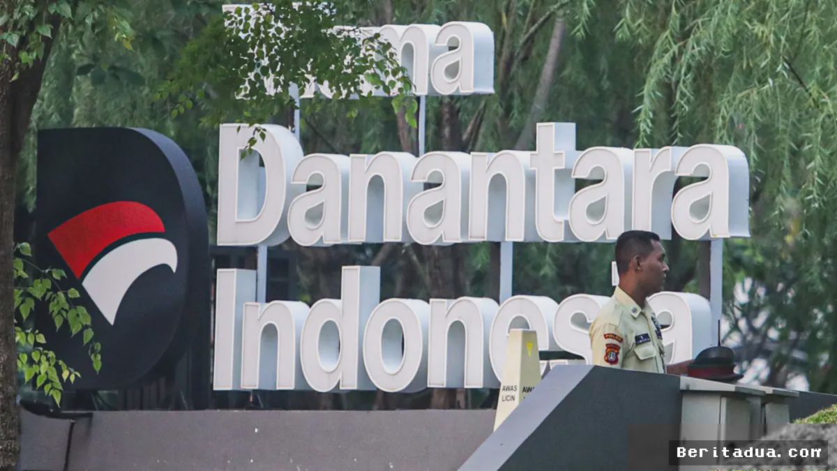 Jakarta — Guru Besar UI Soroti Ketidakjelasan Posisi Danantara Pengelola BUMN